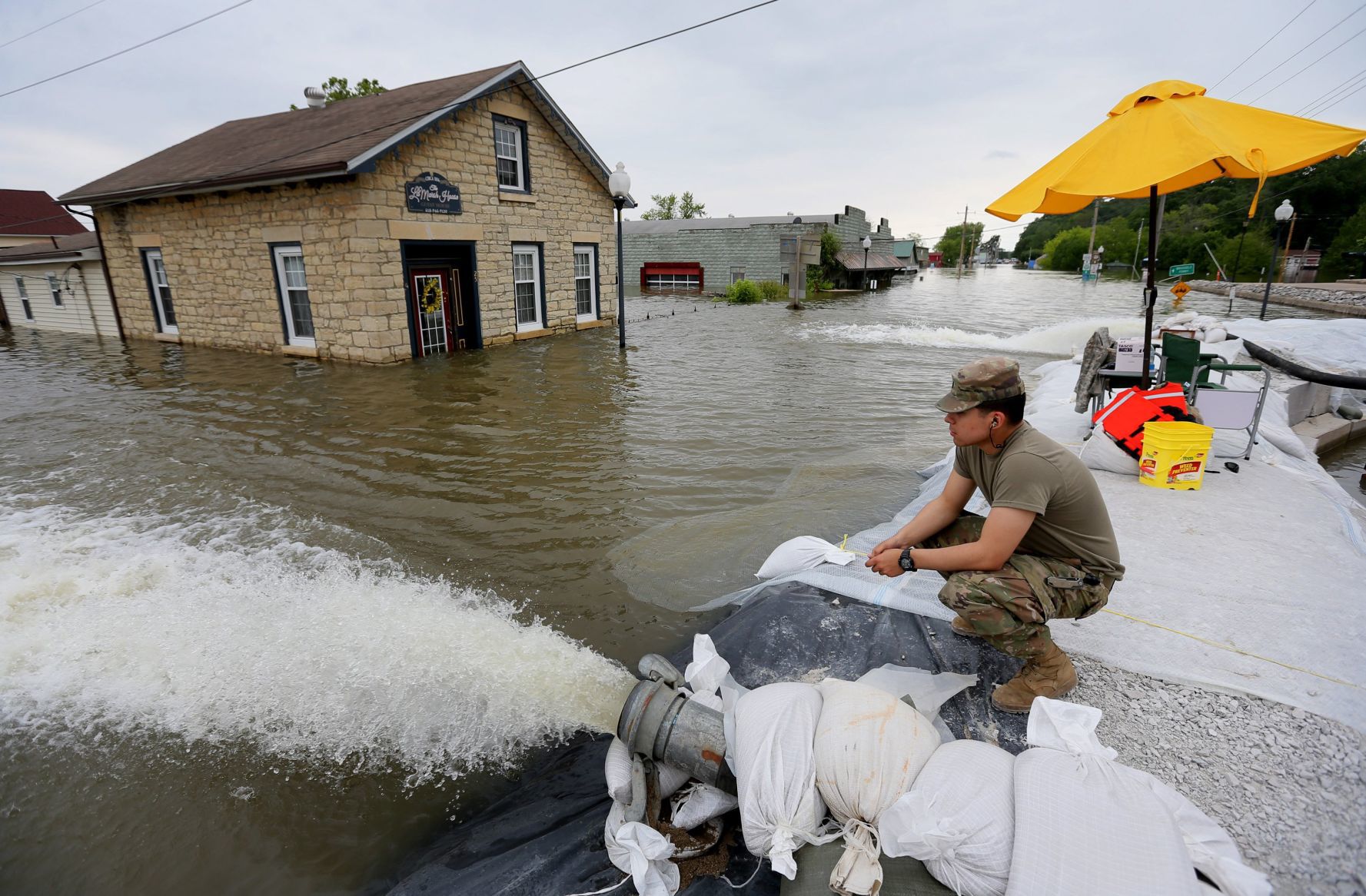 Mississippi River floodwater crests around St. Louis